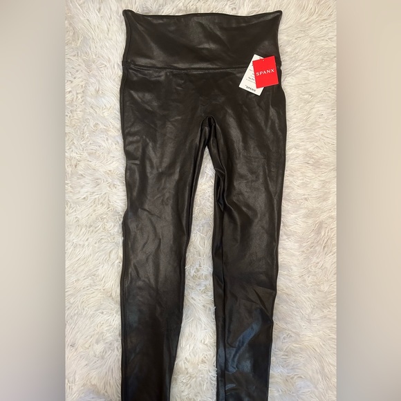 NWT Spanx faux leather leggings - Picture 7 of 7